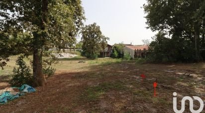 Land of 600 m² in Martignas-sur-Jalle (33127)