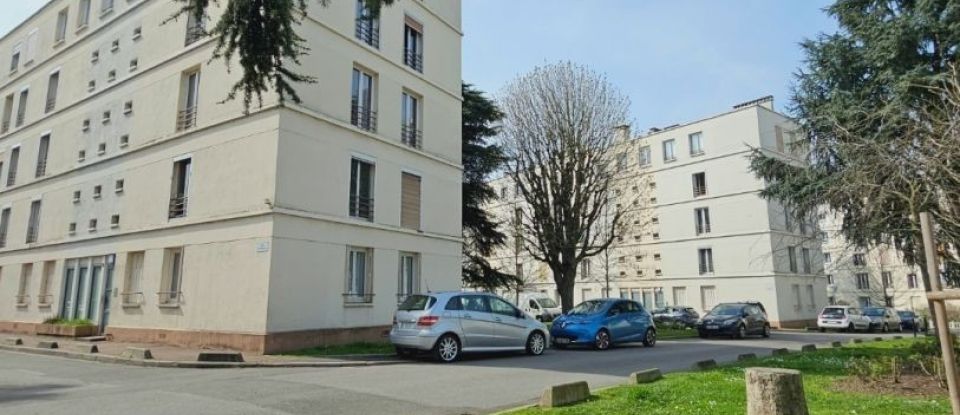 Apartment 3 rooms of 63 m² in Créteil (94000)