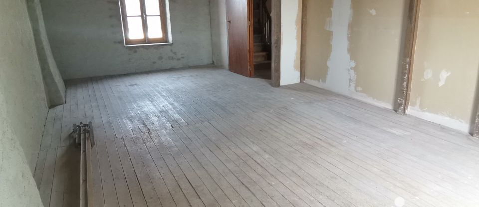 House 6 rooms of 200 m² in Mortroux (23220)
