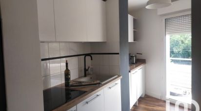 Appartement 2 pièces de 56 m² à Bordeaux (33200)