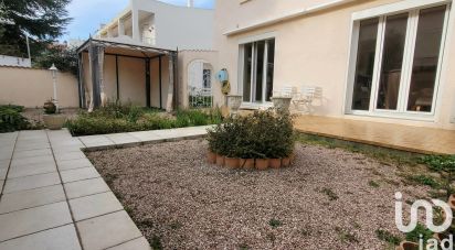 House 5 rooms of 125 m² in Narbonne (11100)