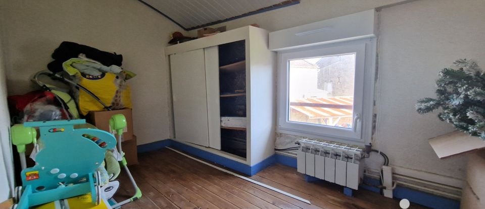 House 4 rooms of 120 m² in Ranton (86200)
