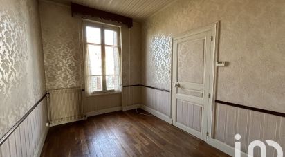 House 5 rooms of 90 m² in Foëcy (18500)