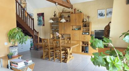 House 7 rooms of 179 m² in Ermont (95120)
