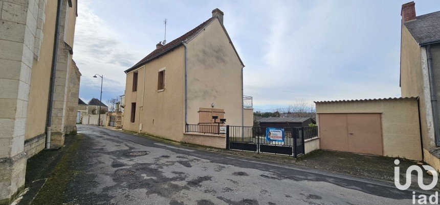 House 3 rooms of 83 m² in Thenay (36800)