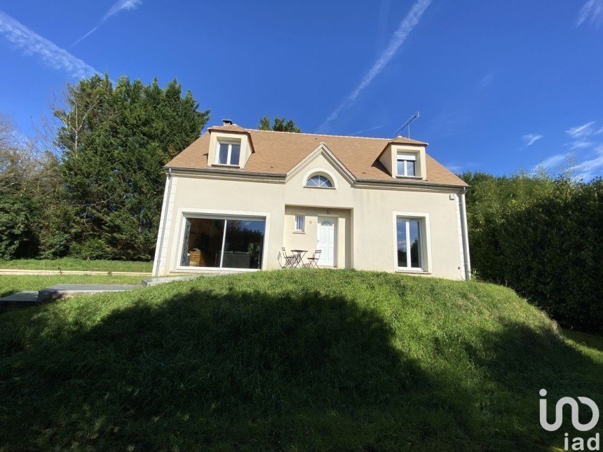 Maison 6 pièces de 158 m² à Saint-Fargeau-Ponthierry (77310)