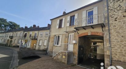 Maison 6 pièces de 151 m² à Saint-Sulpice-Laurière (87370)