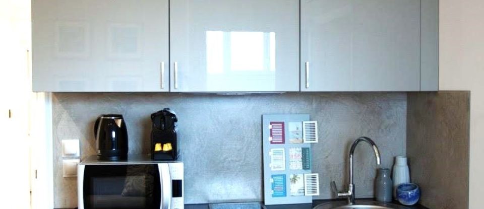 Apartment 11 rooms of 120 m² in Nice (06200)
