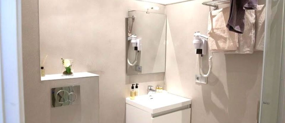Apartment 11 rooms of 120 m² in Nice (06200)
