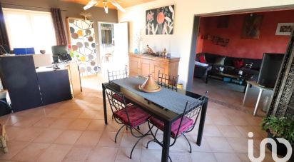 Traditional house 6 rooms of 97 m² in Montguyon (17270)