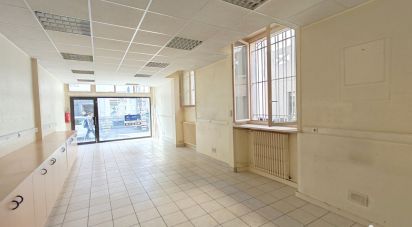 Building in Clermont-Ferrand (63100) of 195 m²