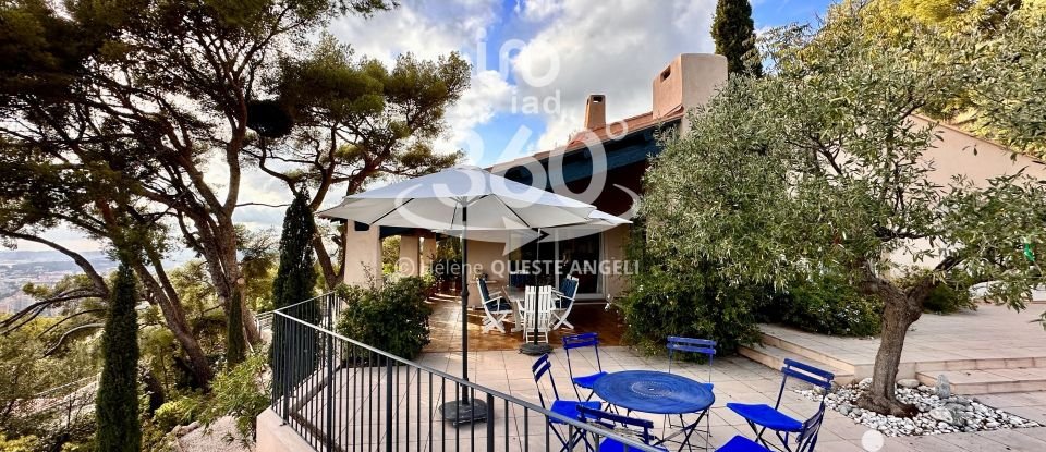 Maison d’architecte 7 pièces de 241 m² à Toulon (83200)