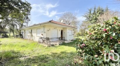 Traditional house 7 rooms of 100 m² in Saint-Loubès (33450)