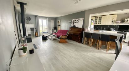 Maison 6 pièces de 110 m² à Saint-Lubin-des-Joncherets (28350)