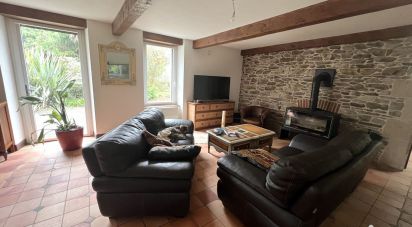 House 6 rooms of 147 m² in Paimpol (22500)