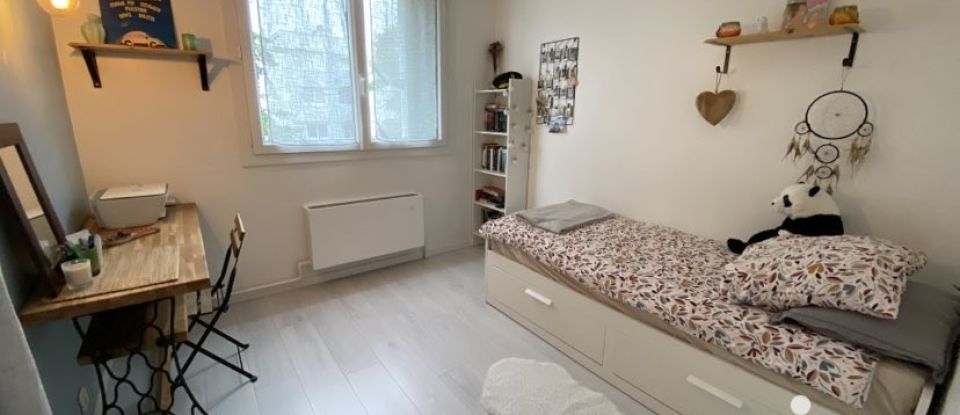 Appartement 4 pièces de 81 m² à Bruges (33520)