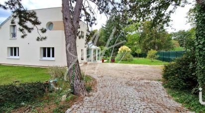 House 7 rooms of 191 m² in Pomponne (77400)