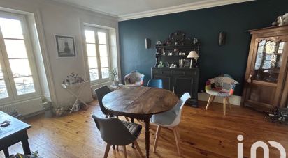 Town house 4 rooms of 162 m² in Cognac (16100)