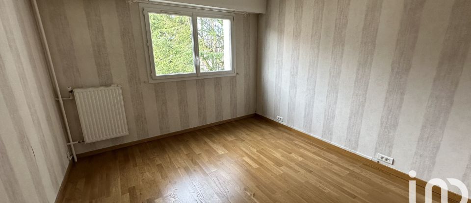 Apartment 4 rooms of 84 m² in Yerres (91330)