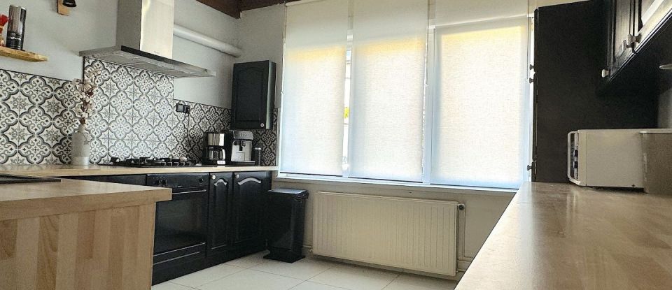 House 5 rooms of 173 m² in Roubaix (59100)