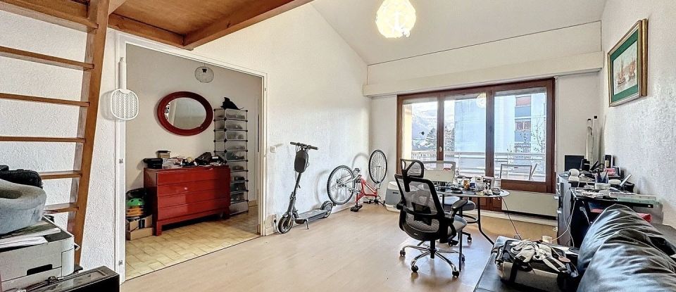 Appartement 2 pièces de 53 m² à Annecy (74000)
