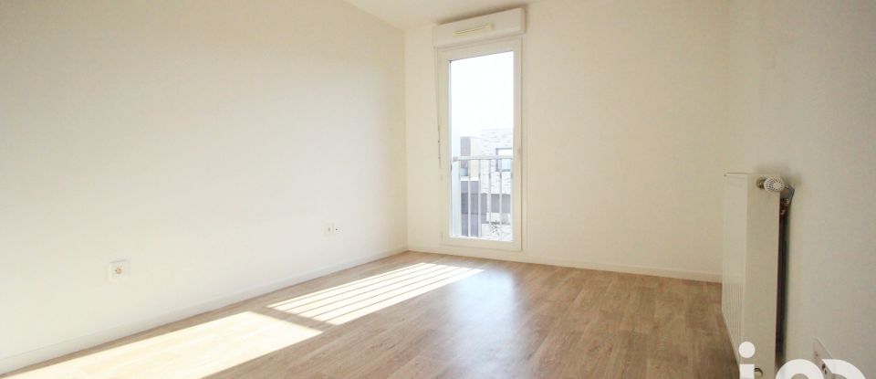 Apartment 4 rooms of 85 m² in Reims (51100)