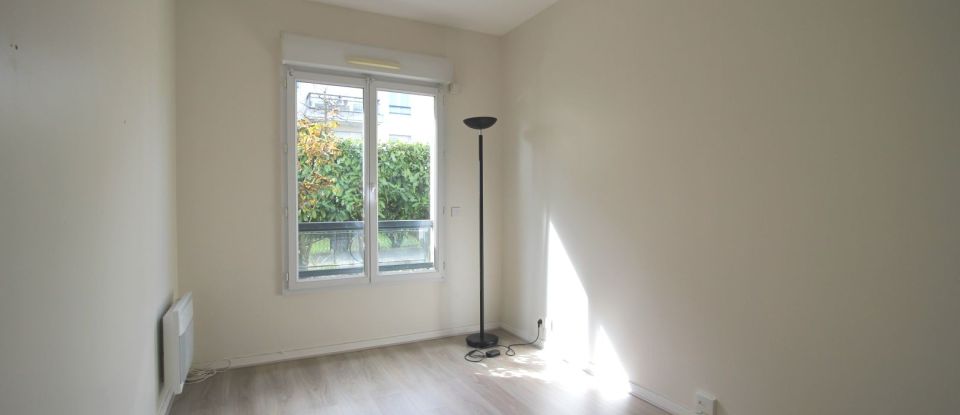 Apartment 4 rooms of 83 m² in Villecresnes (94440)