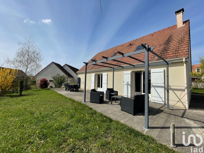 Maison 6 pièces de 142 m² à Mirebeau-sur-Bèze (21310)