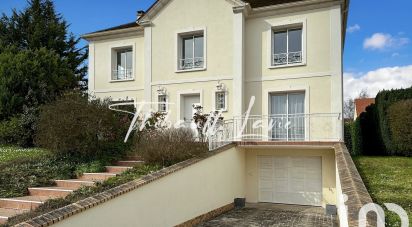 House 7 rooms of 158 m² in Dampmart (77400)
