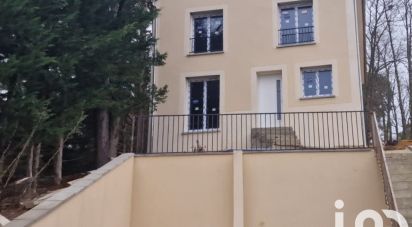 Maison traditionnelle 5 pièces de 140 m² à Forges-les-Bains (91470)