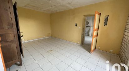 Maison 6 pièces de 220 m² à La Foye-Monjault (79360)