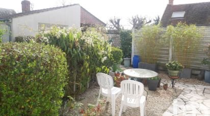 Traditional house 6 rooms of 165 m² in Fleury-les-Aubrais (45400)