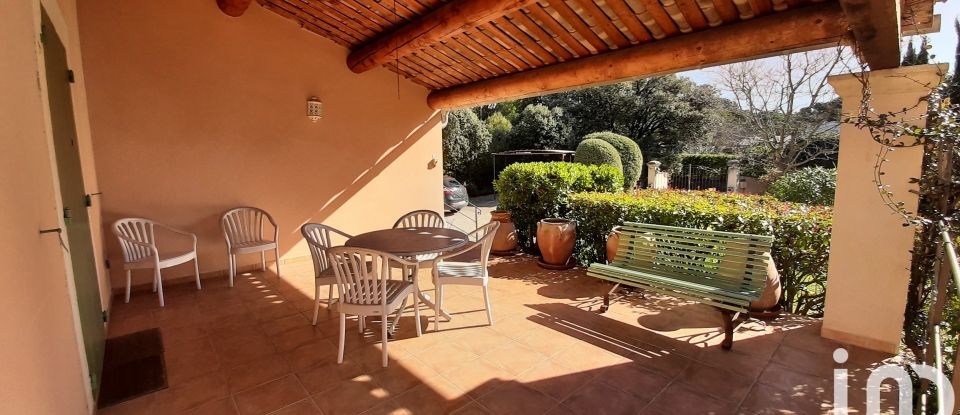 Traditional house 5 rooms of 146 m² in L'Isle-sur-la-Sorgue (84800)