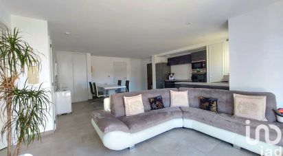 Apartment 3 rooms of 67 m² in La Crau (83260)