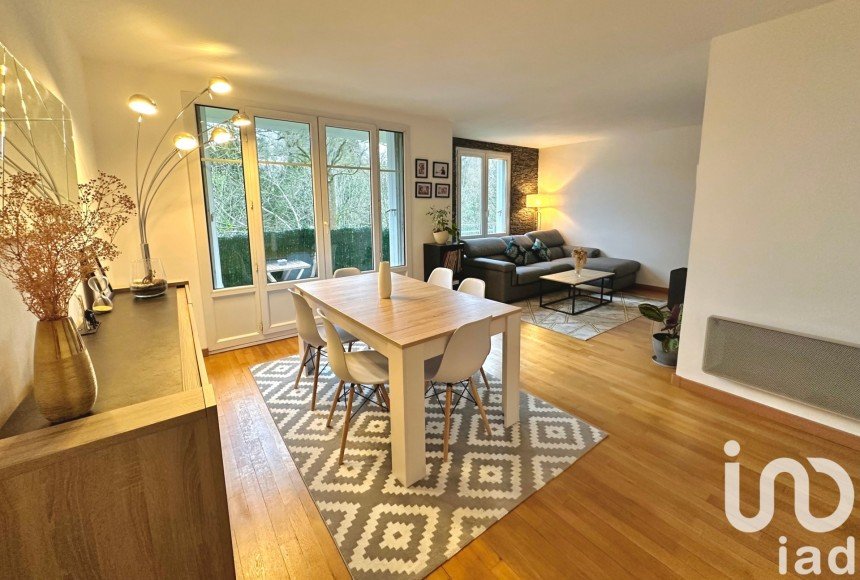 Appartement 3 pièces de 68 m² à Châtenay-Malabry (92290)