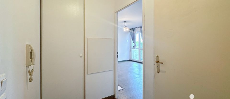 Apartment 2 rooms of 41 m² in Noisy-le-Grand (93160)