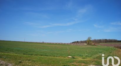 Land of 2,082 m² in - (24349)