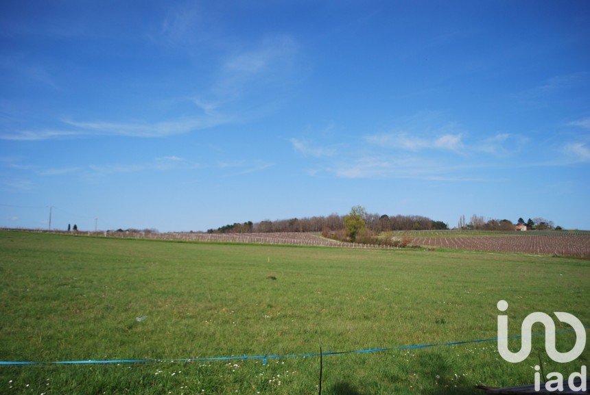 Land of 2,186 m² in Razac-de-Saussignac (24240)