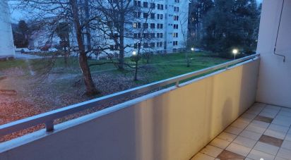 Apartment 4 rooms of 71 m² in Billère (64140)