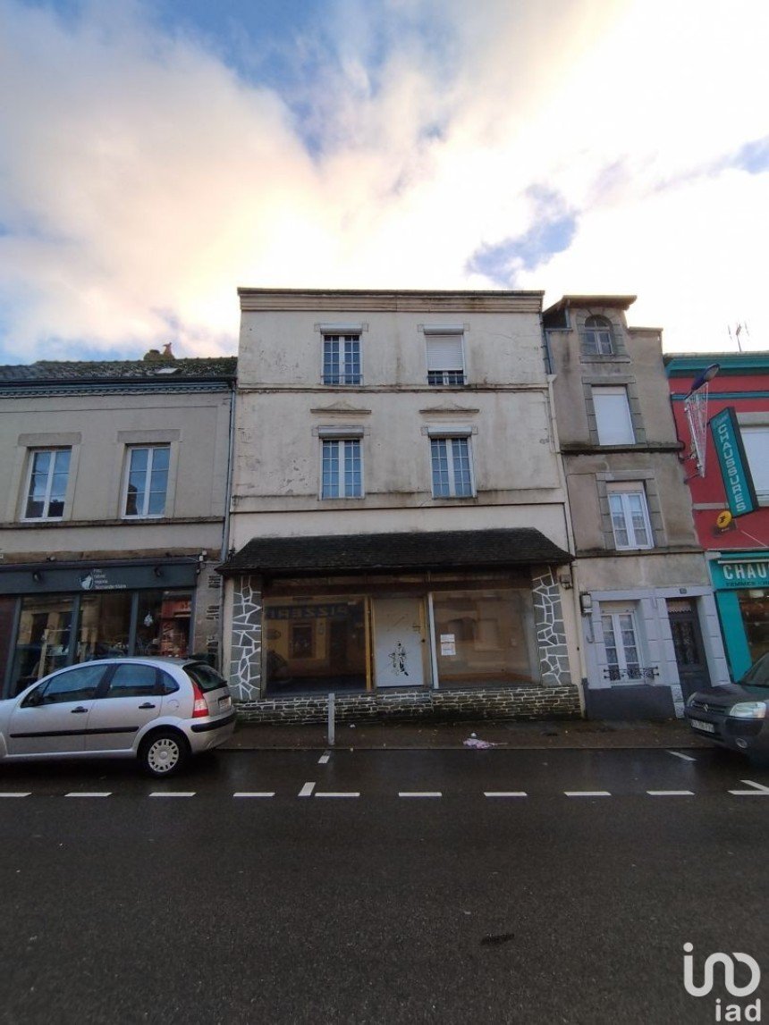 Immeuble de 136 m² à Pré-en-Pail-Saint-Samson (53140)