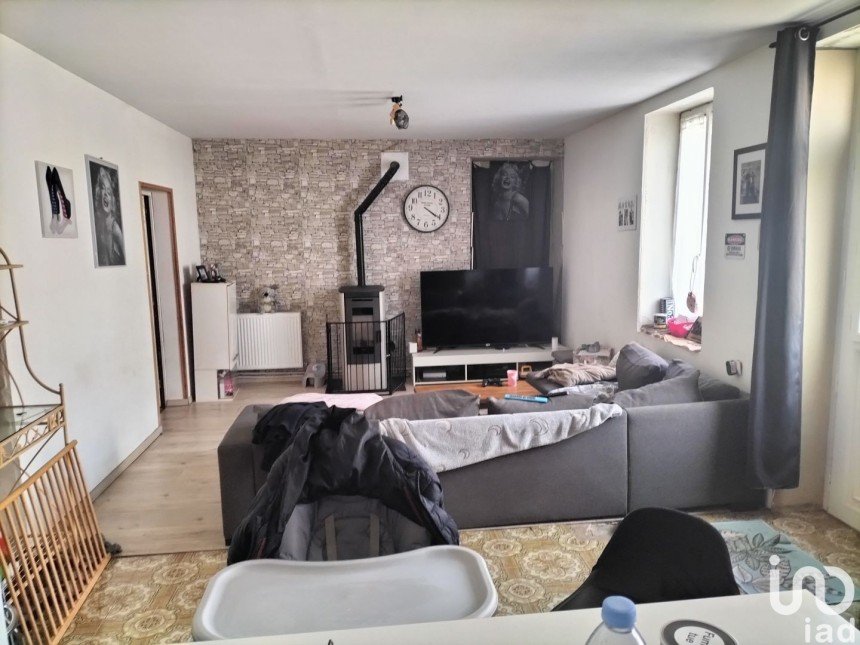 House 4 rooms of 90 m² in Épinac (71360)