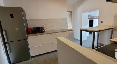 Appartement 3 pièces de 62 m² à Eyragues (13630)
