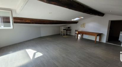 Appartement 3 pièces de 62 m² à Eyragues (13630)