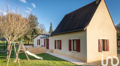 Traditional house 11 rooms of 300 m² in Berbiguières (24220)