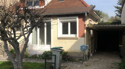 Traditional house 5 rooms of 105 m² in Villeneuve-le-Roi (94290)