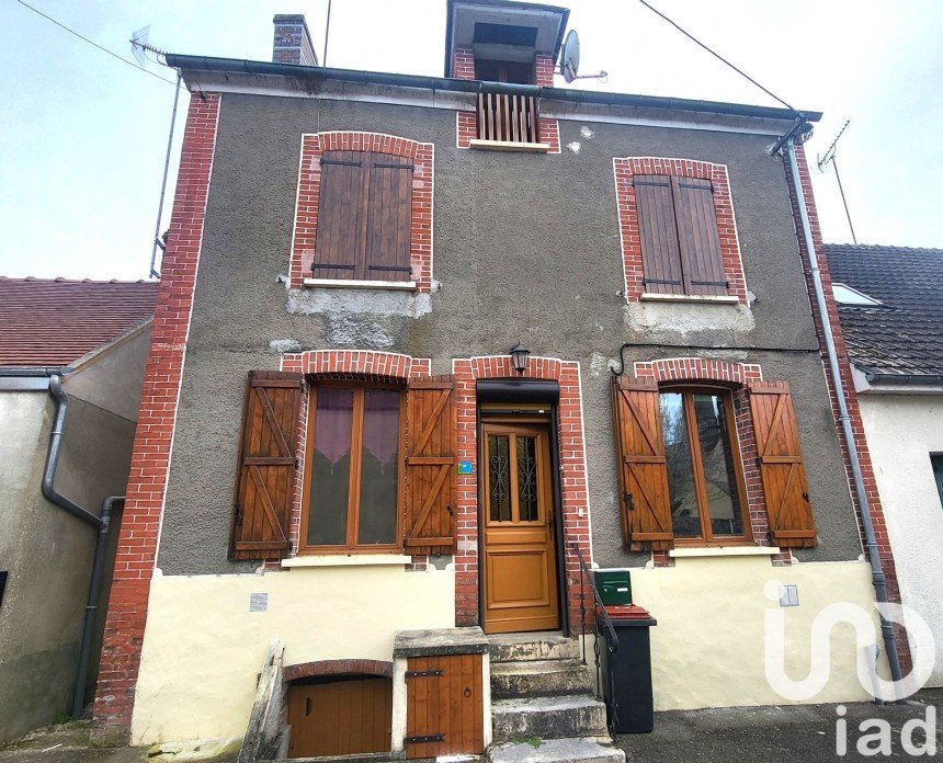 Maison de ville 4 pièces de 89 m² à Triguères (45220)
