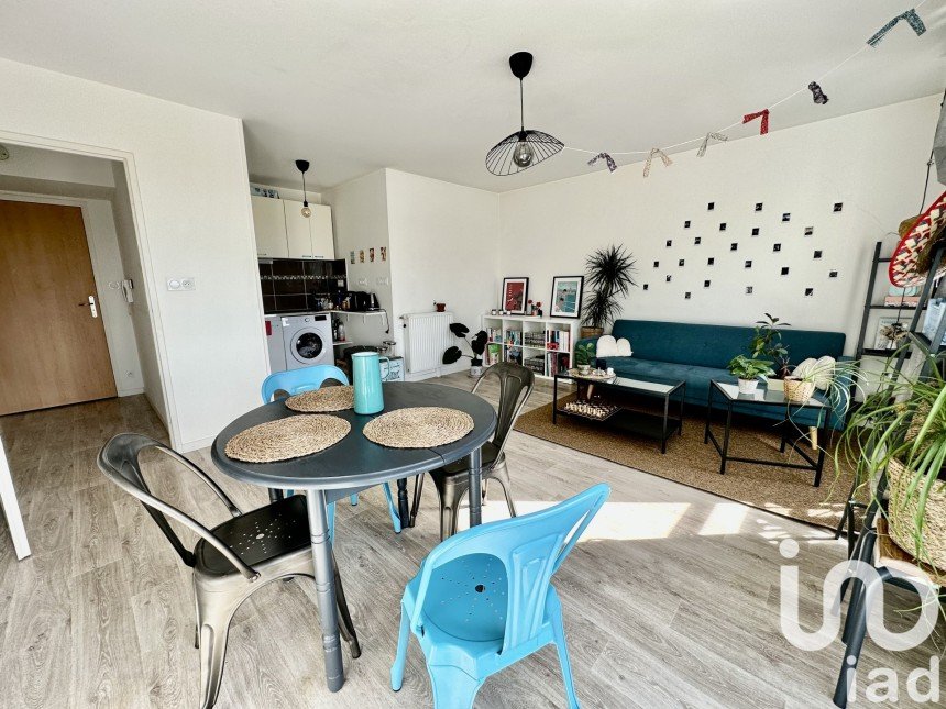 Apartment 2 rooms of 45 m² in Saint-Sébastien-sur-Loire (44230)