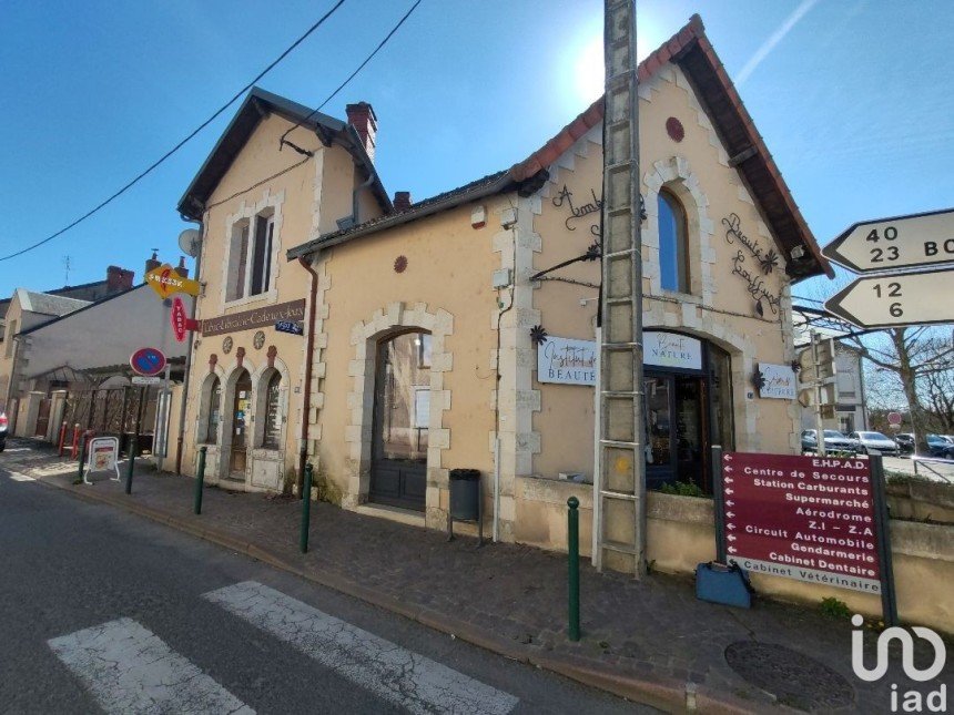 Building in Lurcy-Lévis (03320) of 209 m²