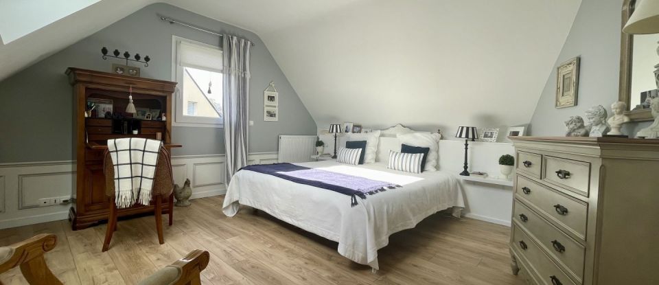 House 7 rooms of 153 m² in Saint-André-des-Eaux (44117)