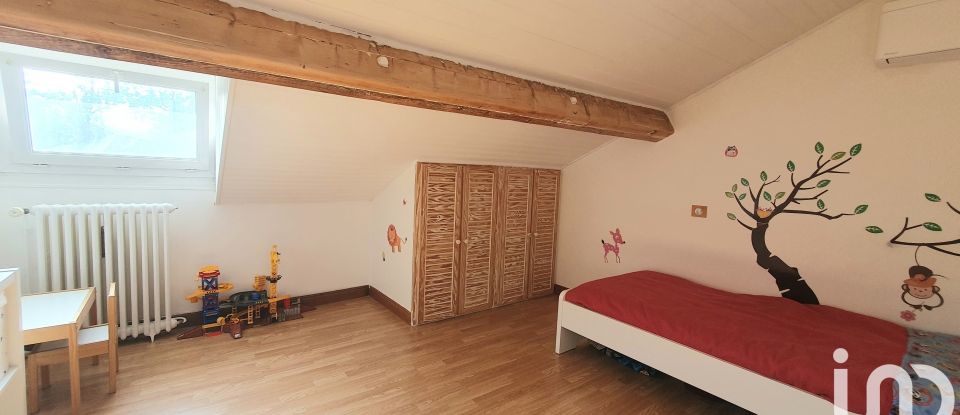 Maison traditionnelle 5 pièces de 136 m² à Yerres (91330)